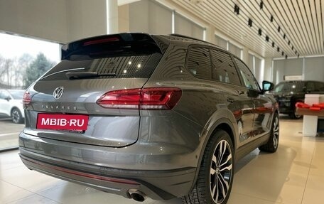 Volkswagen Touareg III, 2019 год, 3 850 000 рублей, 3 фотография