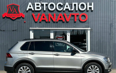 Volkswagen Tiguan II, 2020 год, 2 800 000 рублей, 4 фотография