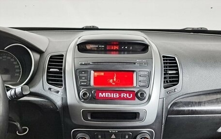 KIA Sorento II рестайлинг, 2015 год, 1 550 000 рублей, 18 фотография