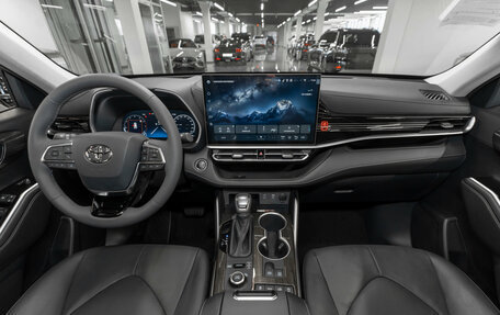 Toyota Highlander, 2026 год, 5 850 000 рублей, 8 фотография