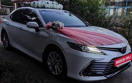 Toyota Camry, 2022 год, 3 100 000 рублей, 3 фотография