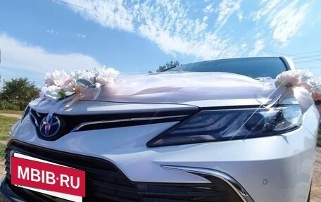 Toyota Camry, 2022 год, 3 100 000 рублей, 5 фотография