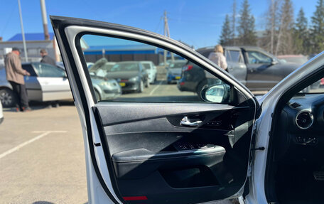 KIA Cerato IV, 2021 год, 2 175 000 рублей, 9 фотография