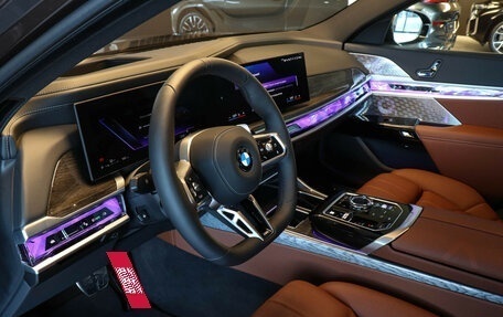 BMW 7 серия, 2025 год, 22 575 000 рублей, 10 фотография