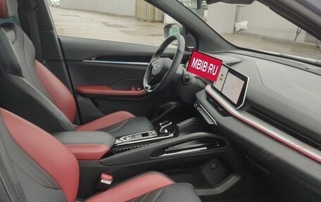 Geely Coolray I, 2024 год, 2 100 000 рублей, 10 фотография