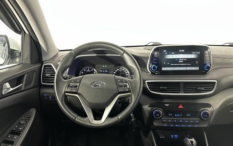 Hyundai Tucson III, 2020 год, 2 500 000 рублей, 21 фотография