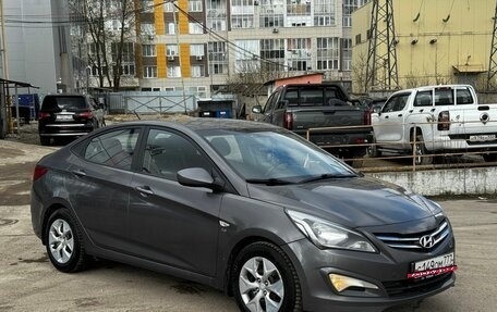 Hyundai Solaris II рестайлинг, 2015 год, 733 000 рублей, 3 фотография