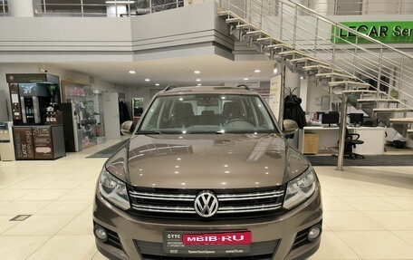 Volkswagen Tiguan I, 2015 год, 1 575 000 рублей, 2 фотография