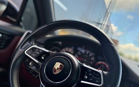 Porsche Cayenne III, 2018 год, 5 799 999 рублей, 10 фотография