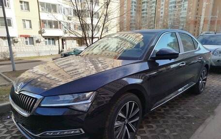 Skoda Superb III рестайлинг, 2025 год, 3 099 000 рублей, 1 фотография