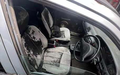 Nissan Avenir II, 1996 год, 115 000 рублей, 4 фотография