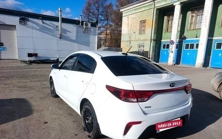 KIA Rio IV, 2018 год, 1 250 000 рублей, 8 фотография