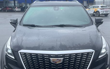 Cadillac XT5 I рестайлинг, 2020 год, 3 000 000 рублей, 1 фотография