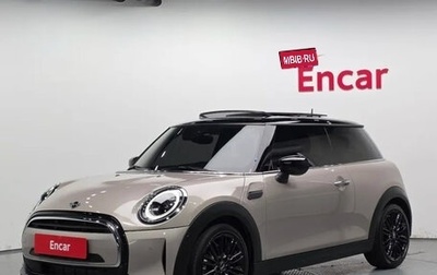 MINI Hatch, 2023 год, 1 980 000 рублей, 1 фотография