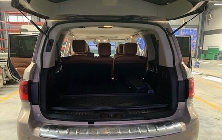 Infiniti QX80 I рестайлинг, 2018 год, 4 000 000 рублей, 9 фотография