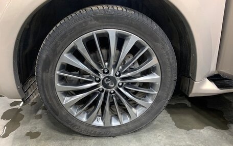 Infiniti QX80 I рестайлинг, 2018 год, 4 000 000 рублей, 10 фотография