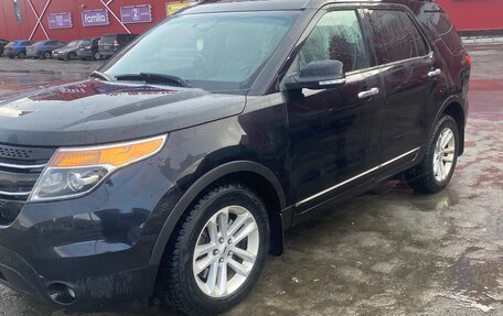 Ford Explorer VI, 2013 год, 1 500 000 рублей, 7 фотография