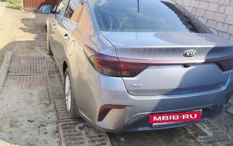 KIA Rio IV, 2017 год, 1 100 000 рублей, 2 фотография