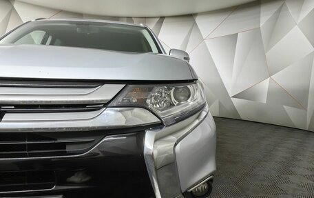 Mitsubishi Outlander III рестайлинг 3, 2018 год, 1 973 000 рублей, 10 фотография