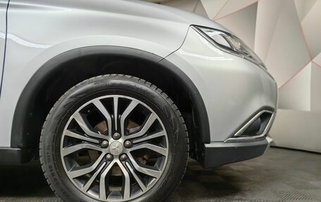 Mitsubishi Outlander III рестайлинг 3, 2018 год, 1 973 000 рублей, 9 фотография