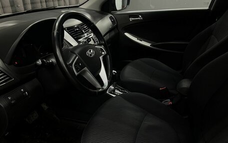 Hyundai Solaris II рестайлинг, 2011 год, 729 777 рублей, 6 фотография