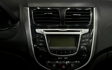 Hyundai Solaris II рестайлинг, 2011 год, 729 777 рублей, 13 фотография