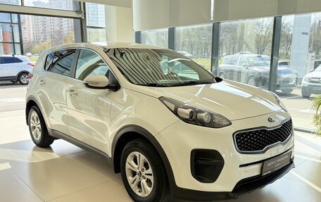 KIA Sportage IV рестайлинг, 2017 год, 1 860 000 рублей, 3 фотография
