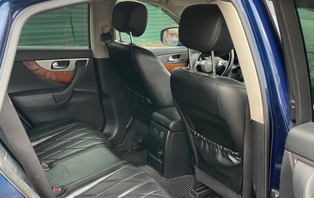 Infiniti QX70, 2015 год, 3 150 000 рублей, 5 фотография