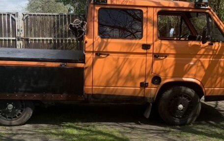 Volkswagen Transporter T3, 1984 год, 820 000 рублей, 10 фотография