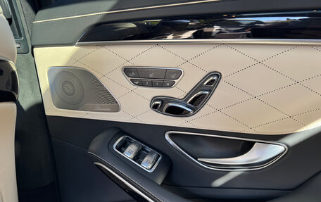 Mercedes-Benz S-Класс, 2019 год, 10 000 000 рублей, 17 фотография