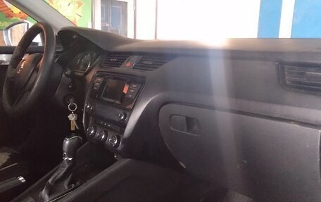 Skoda Octavia, 2015 год, 750 000 рублей, 18 фотография