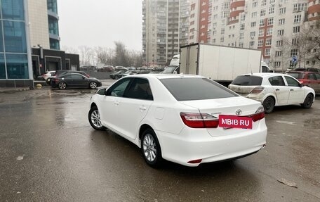 Toyota Camry, 2017 год, 1 550 000 рублей, 4 фотография