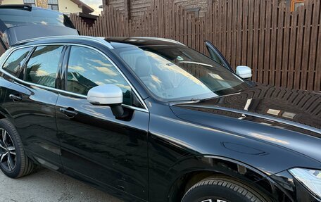 Volvo XC60 II, 2018 год, 3 100 000 рублей, 2 фотография