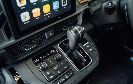 Honda Stepwgn, 2022 год, 2 250 000 рублей, 11 фотография