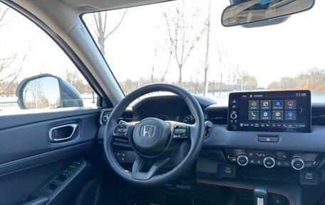 Honda Vezel, 2022 год, 1 825 000 рублей, 9 фотография