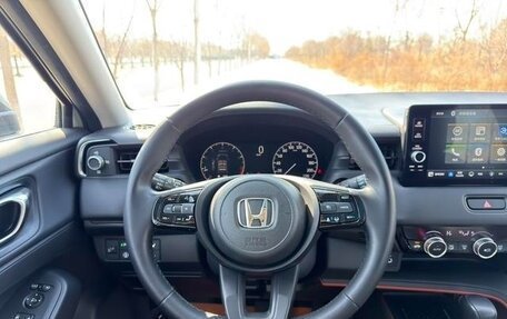 Honda Vezel, 2022 год, 1 825 000 рублей, 8 фотография