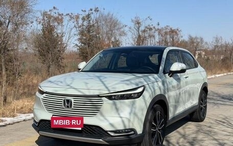 Honda Vezel, 2022 год, 1 825 000 рублей, 3 фотография