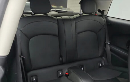 MINI Hatch, 2023 год, 1 980 000 рублей, 11 фотография