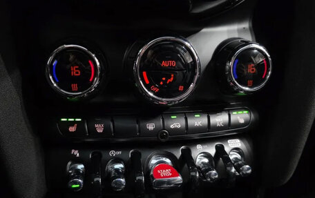 MINI Hatch, 2023 год, 1 980 000 рублей, 13 фотография