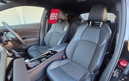 Toyota C-HR I рестайлинг, 2023 год, 1 825 000 рублей, 12 фотография