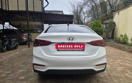 Hyundai Solaris II рестайлинг, 2019 год, 1 300 000 рублей, 7 фотография