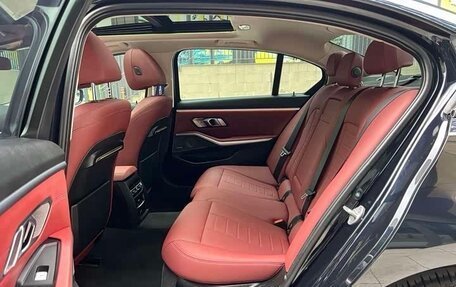 BMW 3 серия, 2021 год, 2 990 000 рублей, 11 фотография