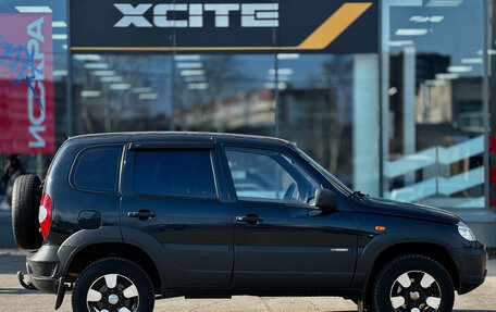 Chevrolet Niva I рестайлинг, 2015 год, 599 000 рублей, 3 фотография