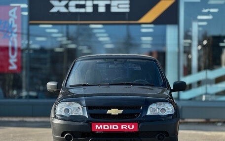 Chevrolet Niva I рестайлинг, 2015 год, 599 000 рублей, 2 фотография