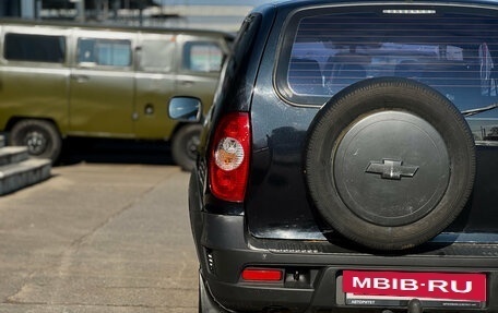 Chevrolet Niva I рестайлинг, 2015 год, 599 000 рублей, 9 фотография