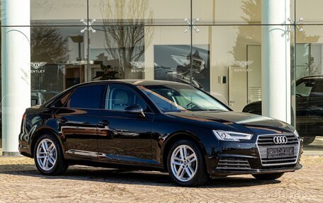 Audi A4, 2019 год, 1 995 000 рублей, 3 фотография