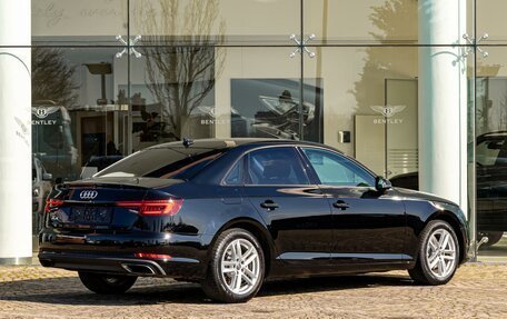 Audi A4, 2019 год, 1 995 000 рублей, 6 фотография