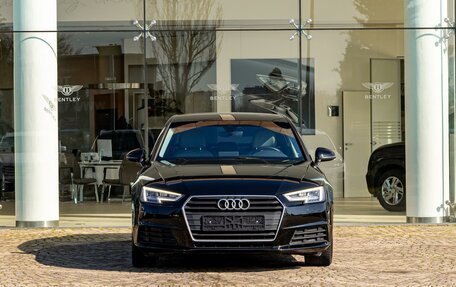 Audi A4, 2019 год, 1 995 000 рублей, 2 фотография