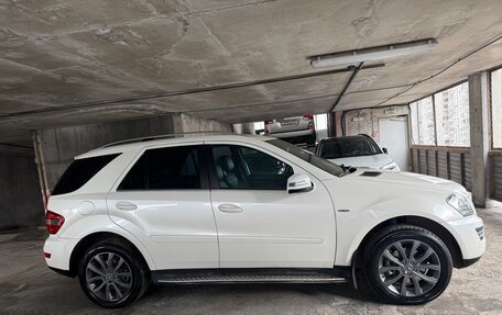 Mercedes-Benz M-Класс, 2011 год, 1 650 000 рублей, 20 фотография