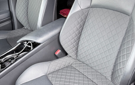 Toyota C-HR I рестайлинг, 2020 год, 3 000 000 рублей, 16 фотография